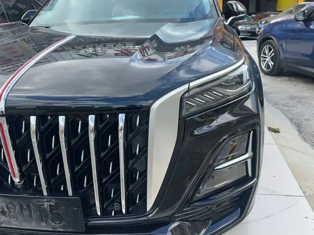 Hongqi HS5 — Фото автомобиля 2