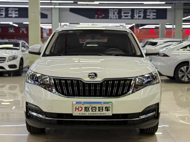 Skoda Kamiq — Фото автомобиля 4