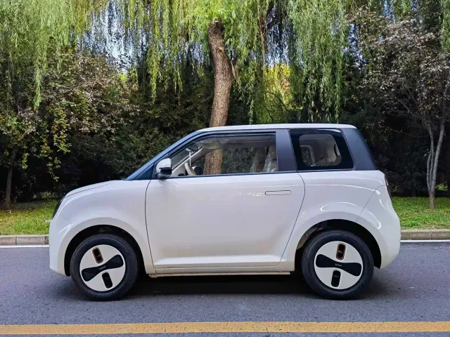 Changan Lumin — Фото автомобиля 2