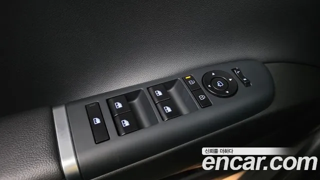 Hyundai Grandeur GN7 — Фото автомобиля 24