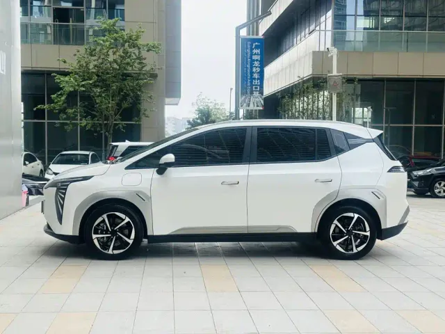 GAC Aion Y — Фото автомобиля 4