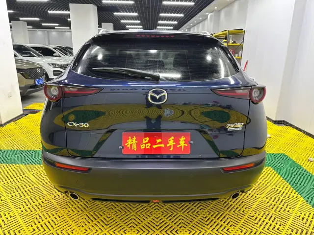Mazda CX-30 — Фото автомобиля 5