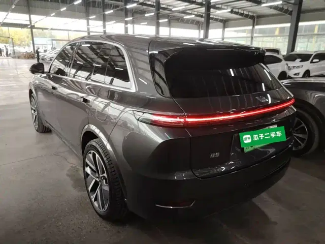 Li Auto L7 — Фото автомобиля 4