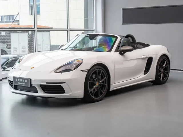 Фотография автомобиля — Porsche 718