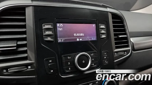 Renault-KoreaSamsung QM6 Новый QM6 Quest 2.0 LPe LE 2WD — Фото автомобиля 14