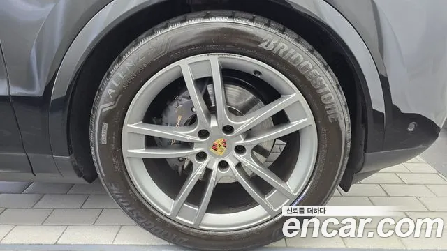 Porsche Cayenne PO536 — Фото автомобиля 6