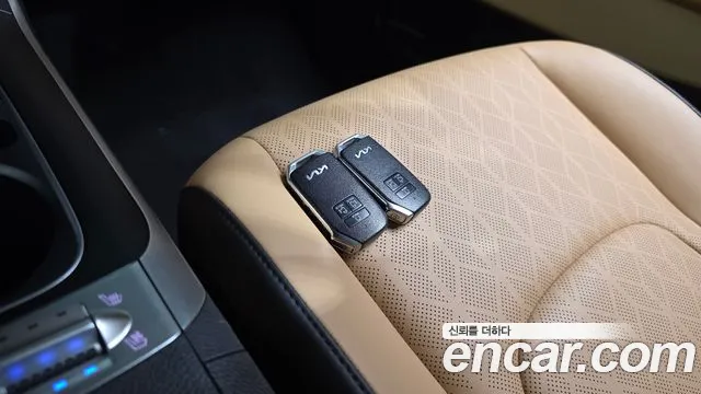 Kia Canival Carnival 4 поколение Бензин 9 мест Prestige — Фото автомобиля 26