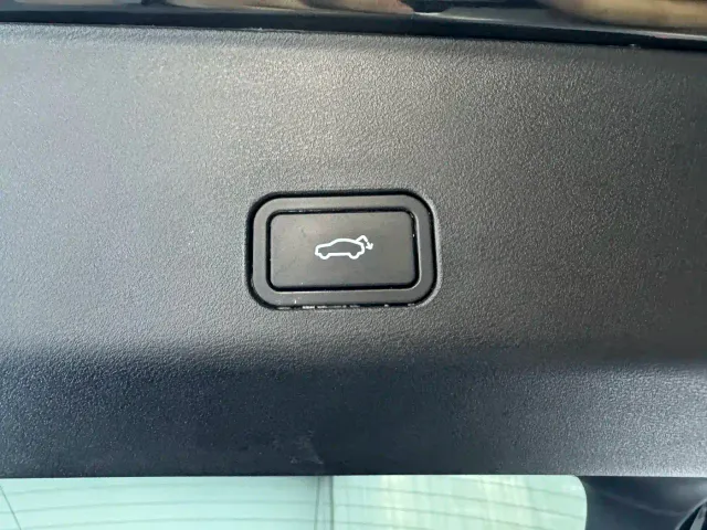 Geely Xingyue L — Фото автомобиля 12