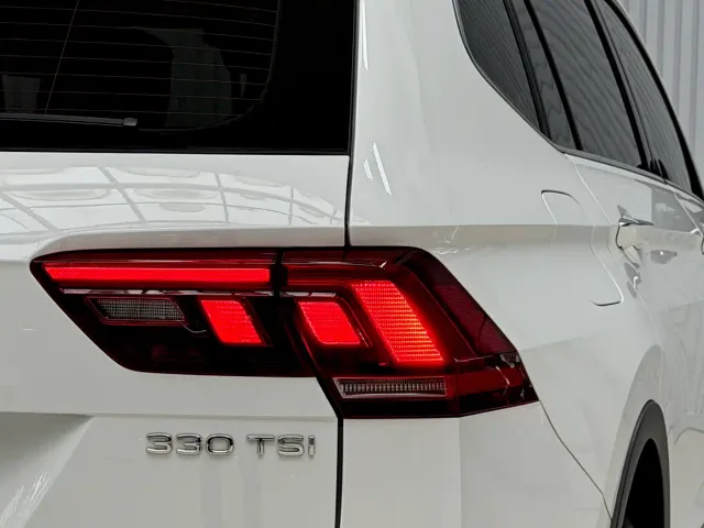 Volkswagen Tiguan L — Фото автомобиля 9