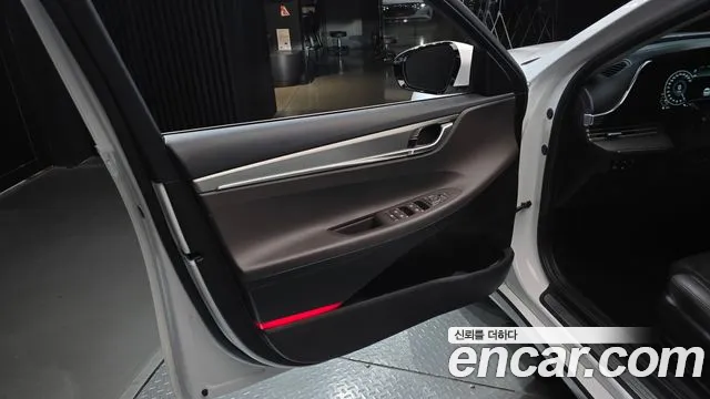 Hyundai Grandeur Новый Grandeur IG — Фото автомобиля 24