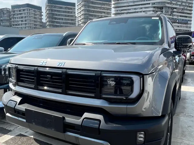 Фотография автомобиля — BAIC BJ40