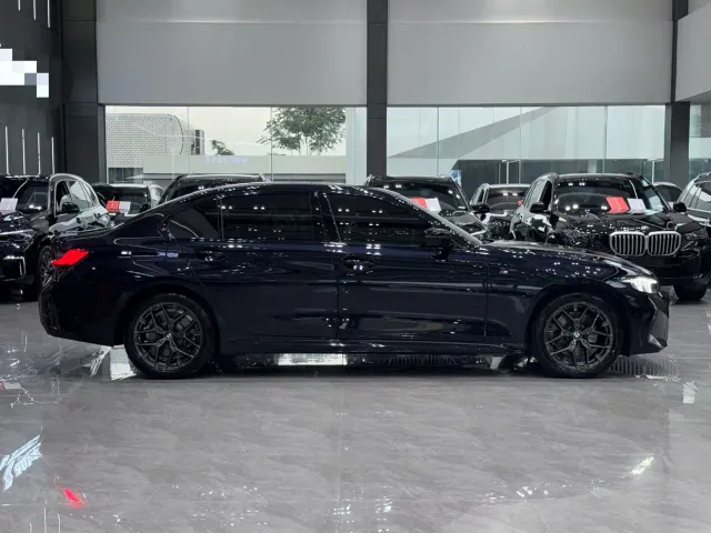 BMW 3 Series — Фото автомобиля 9