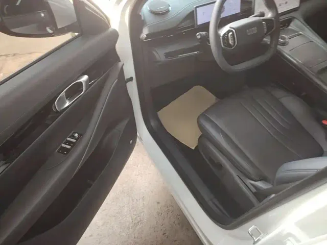 Geely Galaxy E5 — Фото автомобиля 15