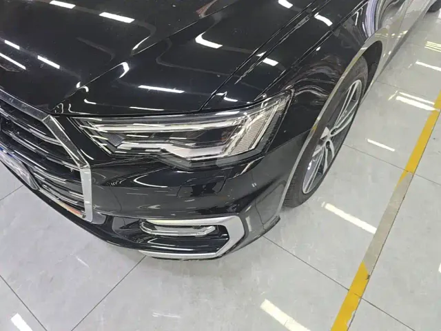 Audi A6L — Фото автомобиля 23