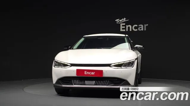 Kia EV6 — Фото автомобиля 3