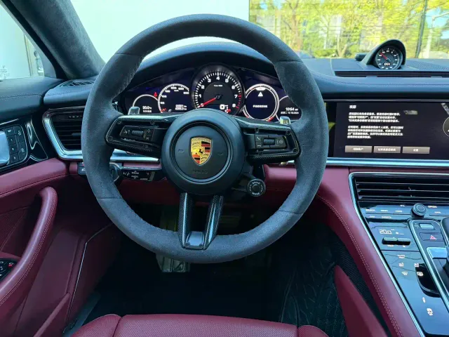 Porsche Panamera — Фото автомобиля 15
