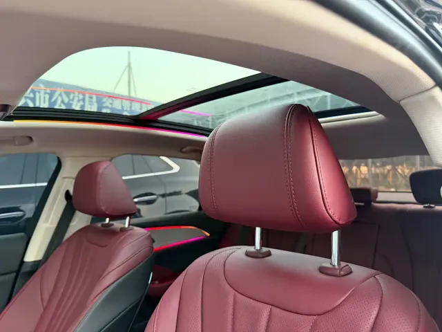 Hongqi H5 — Фото автомобиля 13