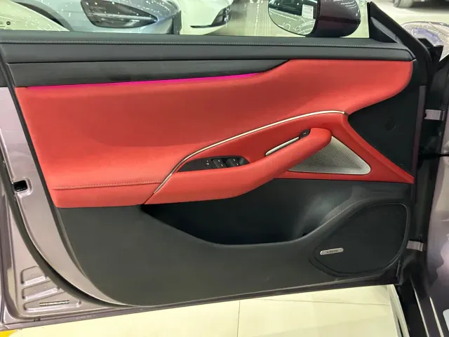 Xiaomi SU7 — Фото автомобиля 5