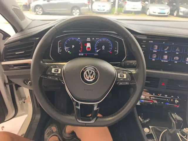 Volkswagen Sagitar — Фото автомобиля 10
