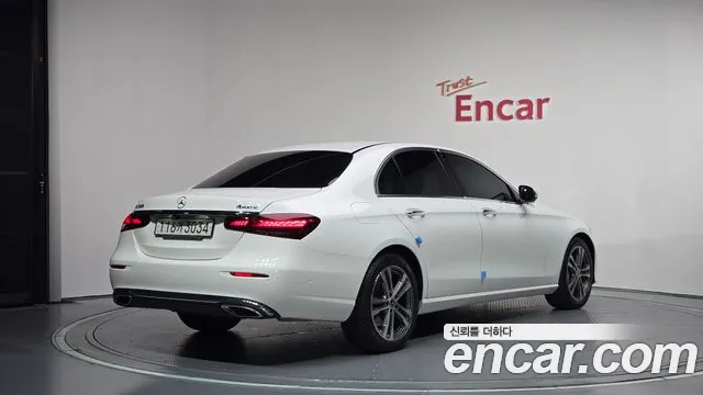 Mercedes-Benz E-Class W213 — Фото автомобиля 2