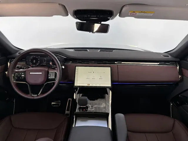 Land Rover Range Rover Sport — Фото автомобиля 13
