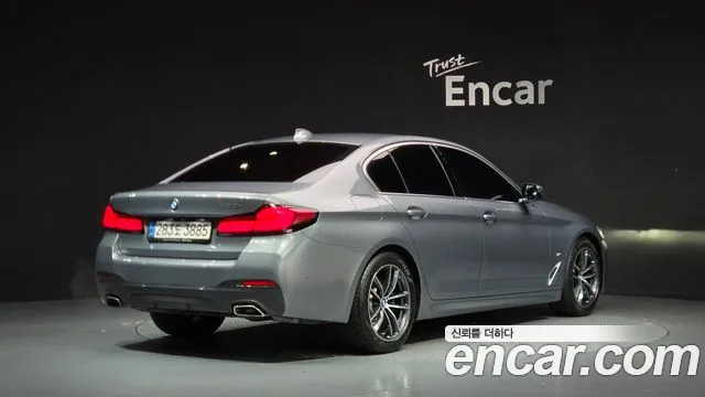 BMW 5 Series G30 — Фото автомобиля 2