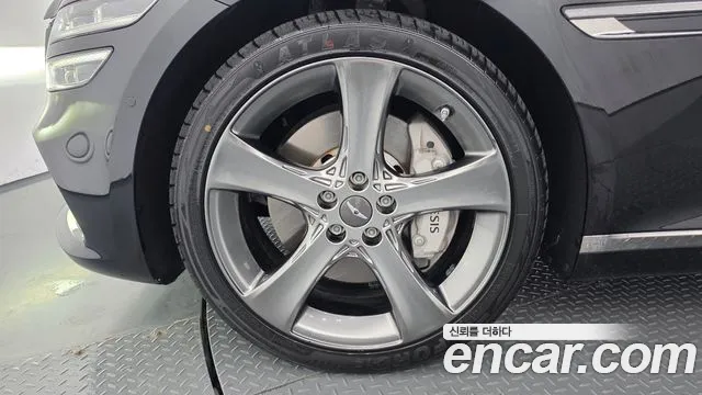 Genesis G80 RG3 — Фото автомобиля 5