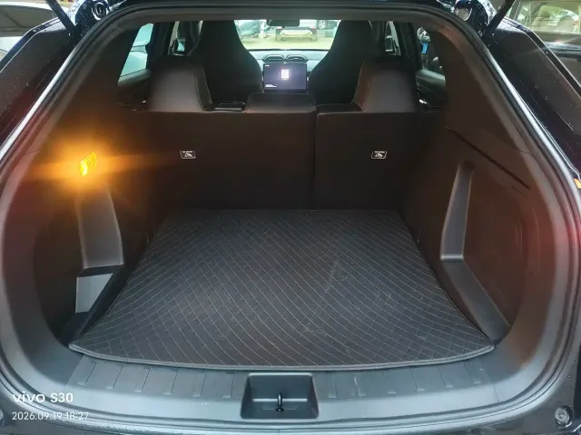 Dongfeng Fengshen L7 — Фото автомобиля 9