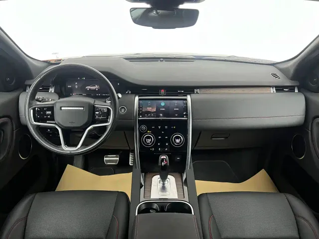 Land Rover Discovery Sport — Фото автомобиля 3