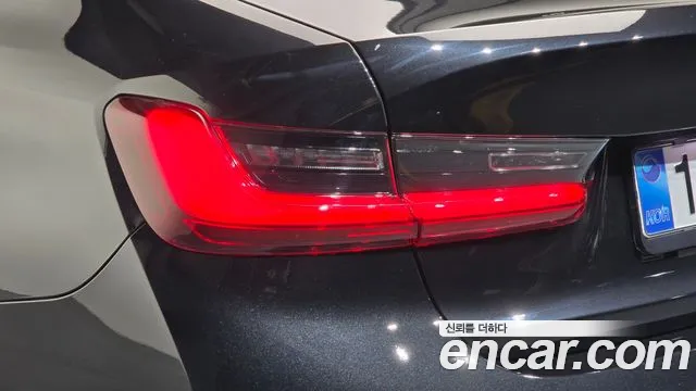 BMW 3-Series 3 серия (G20) 320i M Sport — Фото автомобиля 20