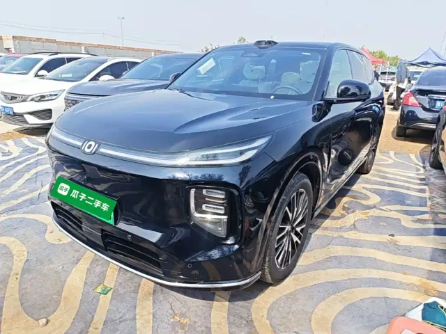 Фотография автомобиля — Changan Qiyuan Q07
