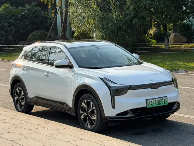 Hozon Neta U — Фото автомобиля 3
