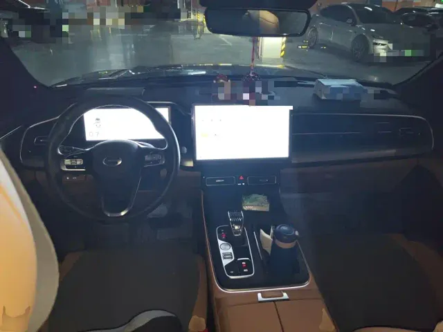 GAC Trumpchi GS8 — Фото автомобиля 5