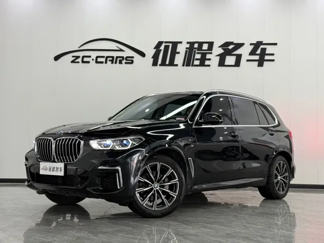 Фотография автомобиля — BMW X5