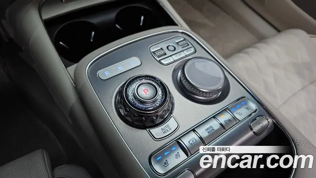 Genesis G90 Бензин 3.5 Turbo e-S/C AWD LWB — Фото автомобиля 6