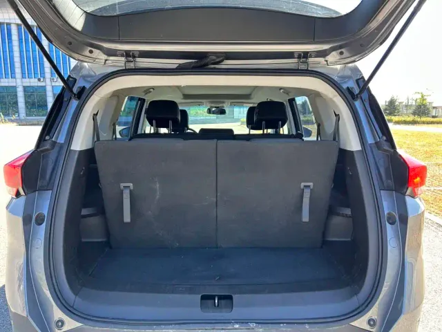 Chevrolet Orlando — Фото автомобиля 26