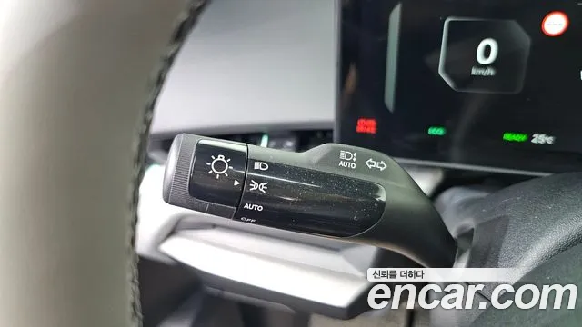 Kia EV4 — Фото автомобиля 16