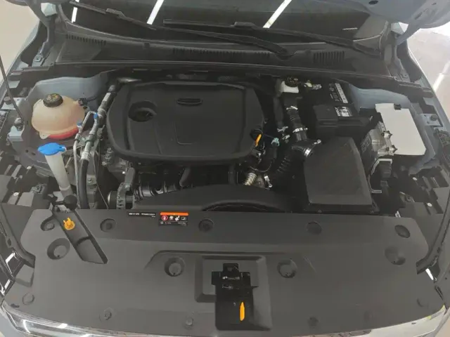 Geely Emgrand — Фото автомобиля 10