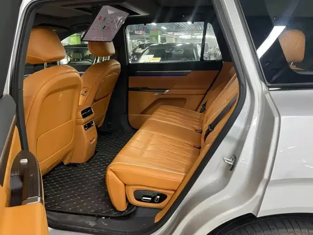 Dongfeng Yipai eπ008 2025 210Ultra Range Extender 5-Seater — Фото автомобиля 8