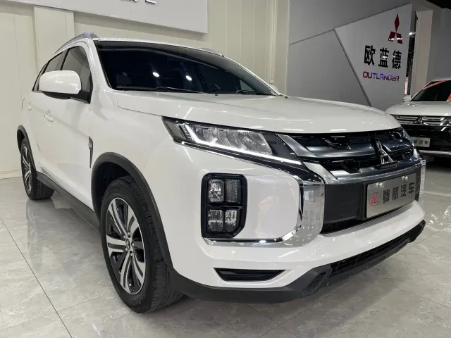 Mitsubishi ASX — Фото автомобиля 10