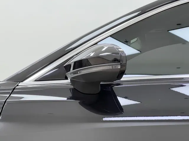 Audi A6L — Фото автомобиля 9