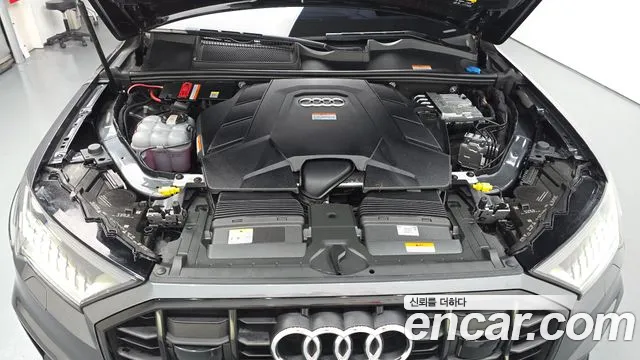 Audi Q7 — Фото автомобиля 5