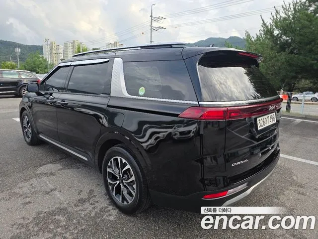 Kia Carnival Generation 4 — Фото автомобиля 2
