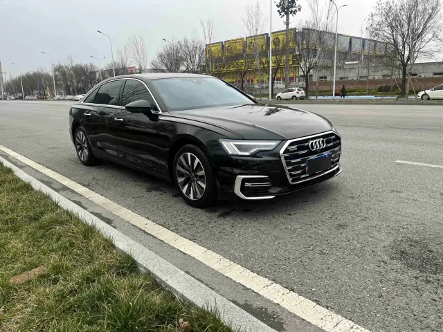 Audi A6L — Фото автомобиля 3