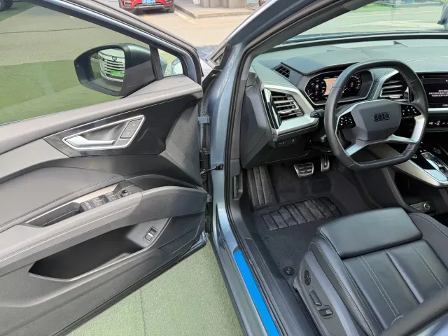 Audi Audi Q4 e-tron 2023 40 e-tron Pioneer Edition — Фото автомобиля 4
