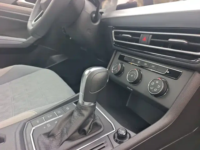 Volkswagen Lavida — Фото автомобиля 21