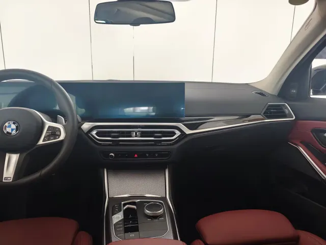 BMW 3 Series — Фото автомобиля 12
