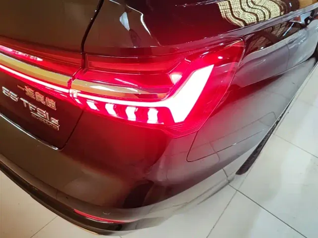 Audi A6L — Фото автомобиля 7
