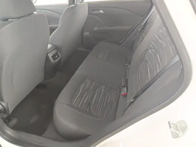Chevrolet Monza — Фото автомобиля 16