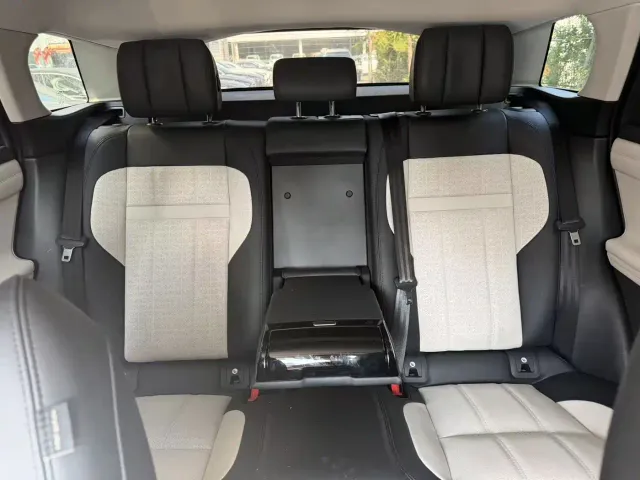 Land Rover Range Rover Evoque — Фото автомобиля 7